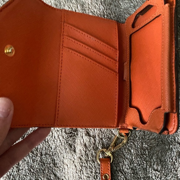 Michael Kors wallet phone holder - Picture 2 of 2